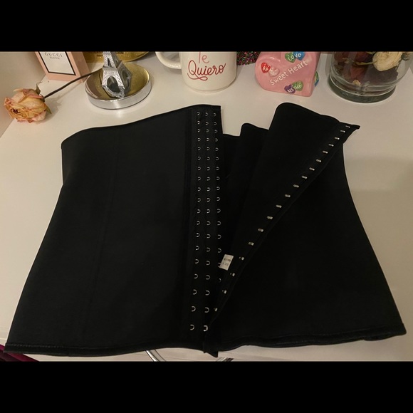 High Quality Latex Waist Trainer Cincher - Picture 4 of 6